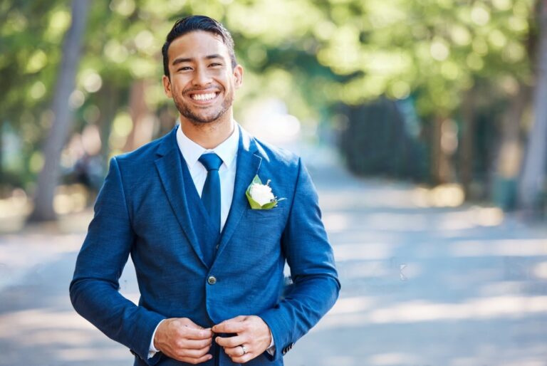 Abiti Sposo: Idee Innovative e Creative per il Tuo Look Perfetto